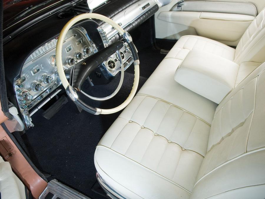  Chrysler Imperial Crown Southampton 1959 года  (фото 3 из 5)